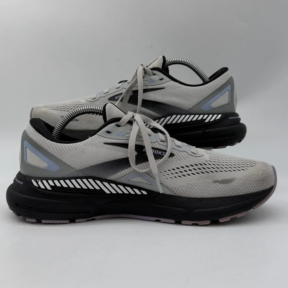 Brooks Adrenaline GTS Men’s Running Shoes in Light Gray and Black - Picture 2 of 16